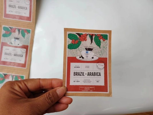 Identifikasi produk dengan stiker label kemasan profesional
